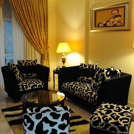 Pioneer Hotel Apartments Muscat Exterior foto