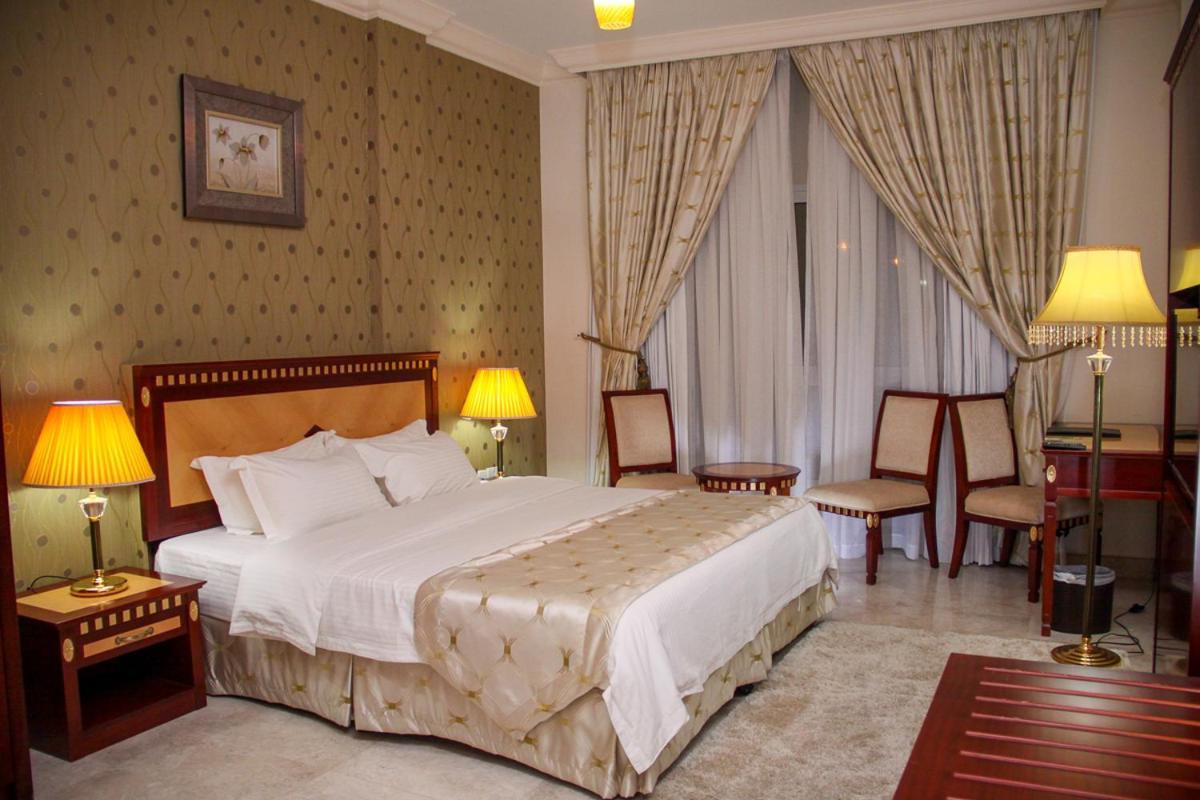 Pioneer Hotel Apartments Muscat Exterior foto