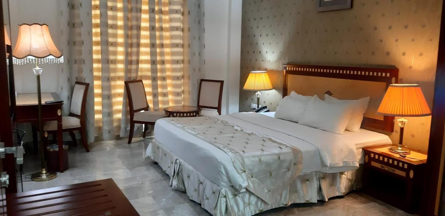 Pioneer Hotel Apartments Muscat Exterior foto